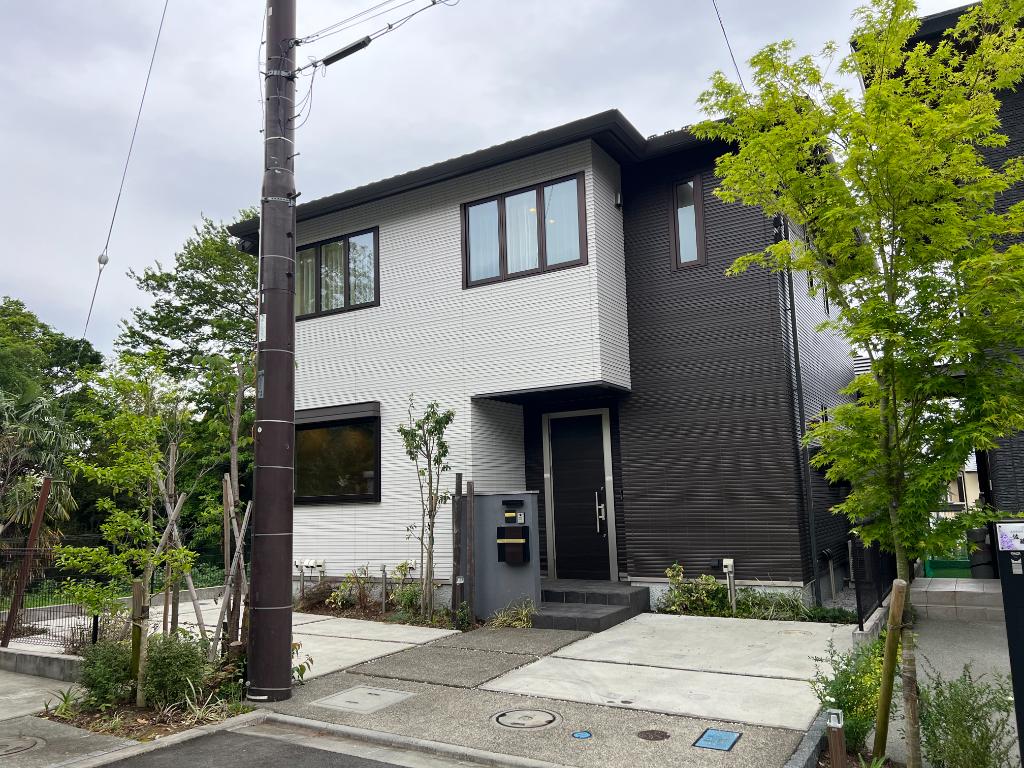 秦野市一戸建